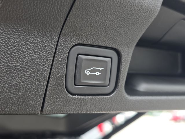 2023 GMC Acadia SLT:C02652A