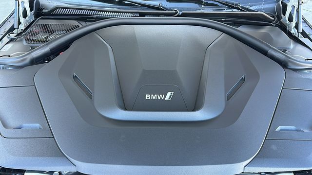 2025 BMW i4 eDrive40 10