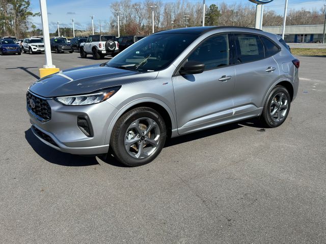 2024 Ford Escape ST-Line 1