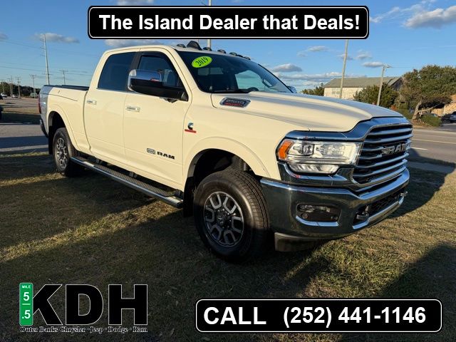 Pearl White 2019 RAM 2500 Laramie Longhorn Crew Cab 4WD Pickup Truck Four-Wheel Drive 6-Speed Automatic