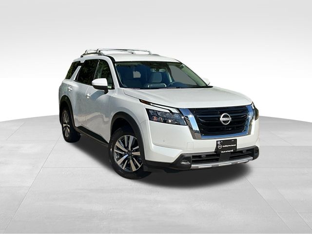 Everest White Pearl Tricoat 2025 Nissan Pathfinder SUV / Crossover All-Wheel Drive 9-Speed Automatic