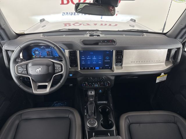 2025 Oxford White Ford Bronco Outer Banks 4X4 SUV