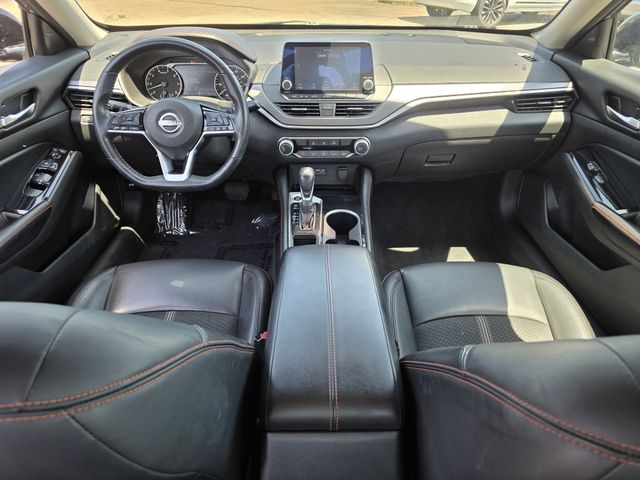 Used 2024 Nissan Altima Sedan