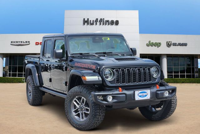 Black Clearcoat 2026 Jeep Gladiator Pickup Truck Four-Wheel Drive 8-Speed Automatic