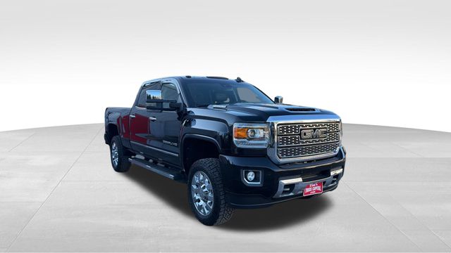 2018 GMC Sierra 2500HD Denali Crew Cab SB 4WD