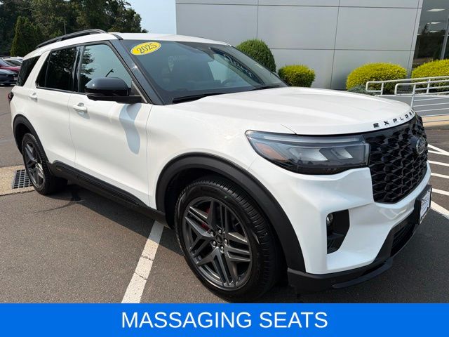 White Metallic 2025 Ford Explorer SUV / Crossover All-Wheel Drive Automatic