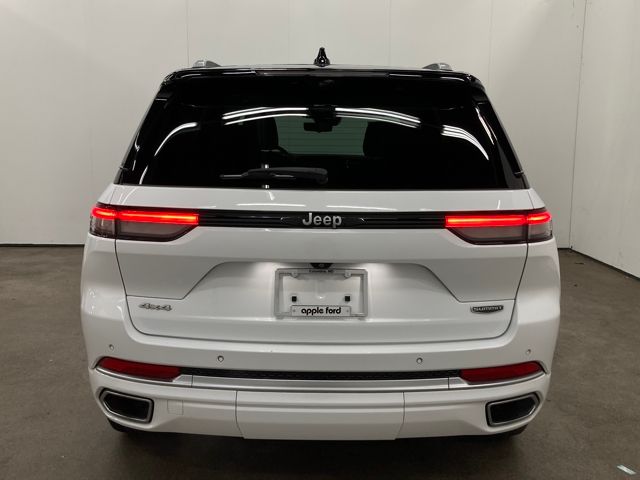 2022 Jeep Grand Cherokee Summit 4x4