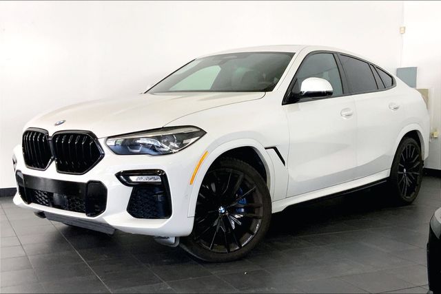 2021 BMW X6 M50i AWD