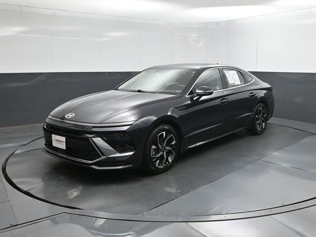 Carbon Blue 2024 Hyundai Sonata Sedan Front-Wheel Drive 8-Speed Automatic