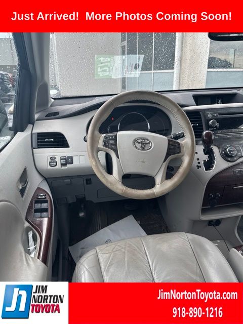 Used 2011 Toyota Sienna Van