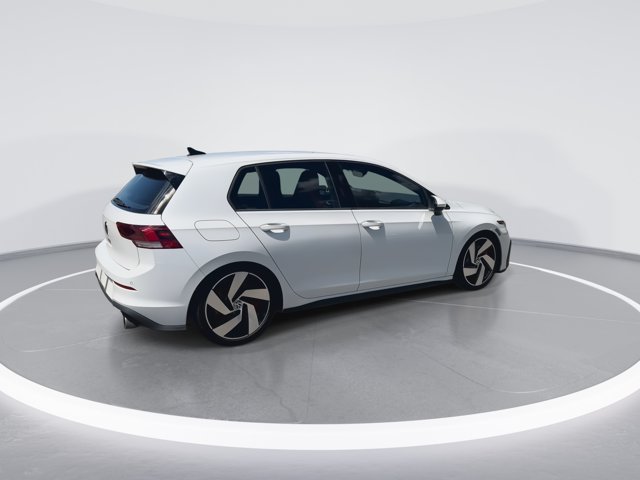 Used 2025  Volkswagen 2.0T S image 8