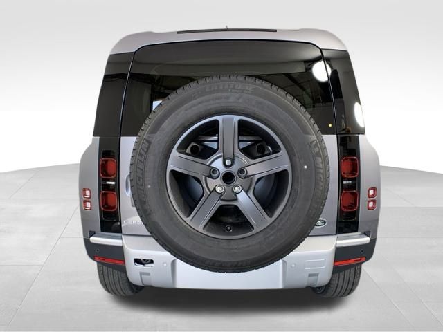 2023 Land Rover Defender 90 S 6