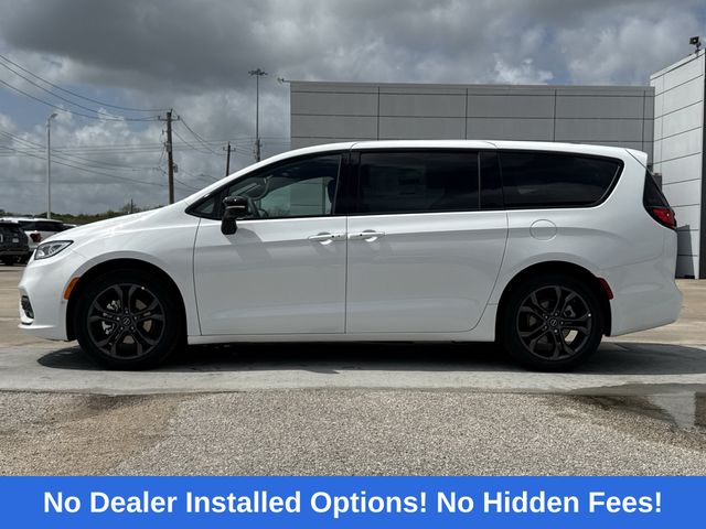 2026 Chrysler Pacifica Select White at Bayway Chrysler Dodge Jeep Ram