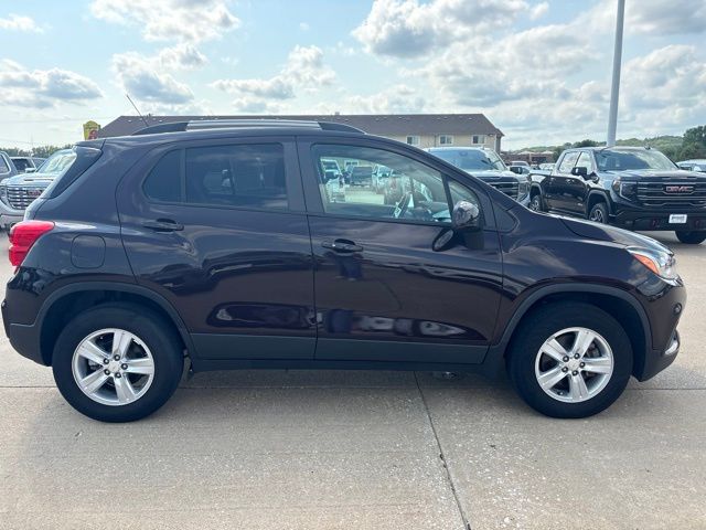 Used 2022 Chevrolet Trax SUV