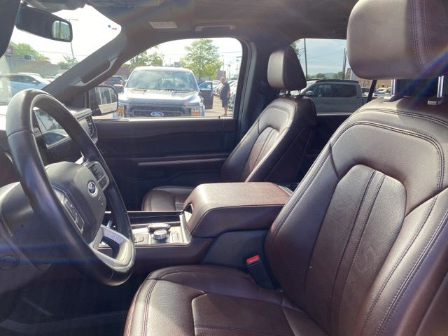 2023 Ford Expedition Max Limited photo