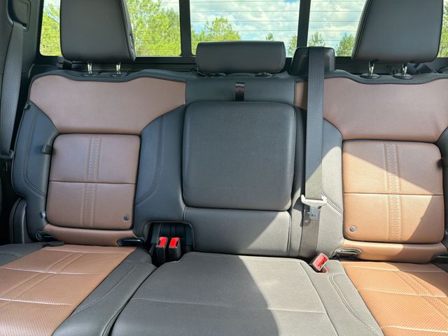 Used 2025 Gray Chevrolet High Country image 25