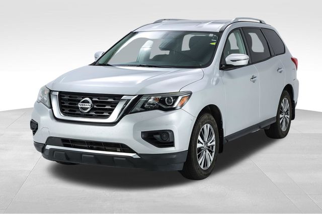 Brilliant Silver Metallic 2018 Nissan Pathfinder SUV / Crossover Front-Wheel Drive Continuously Variable Transmission