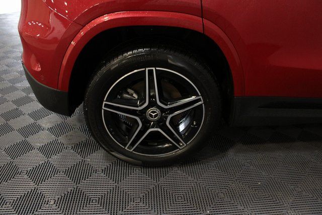 Used 2025  Mercedes-Benz GLA 250 image 11