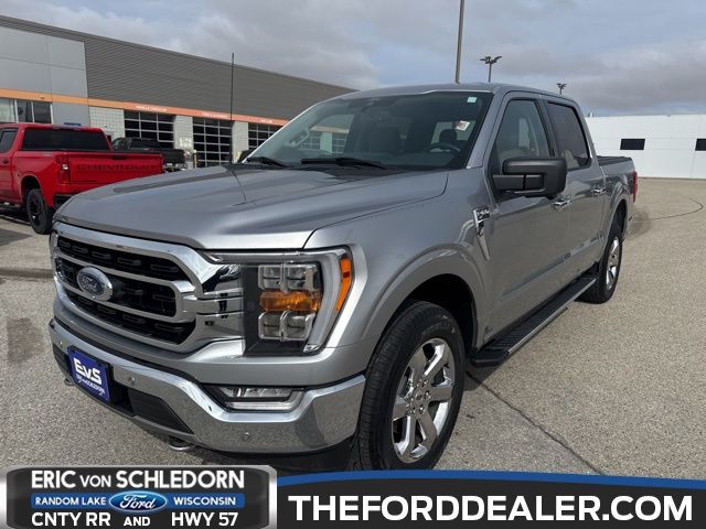 Silver 2021 Ford F-150 XLT SuperCrew 4WD Pickup Truck Four-Wheel Drive Automatic