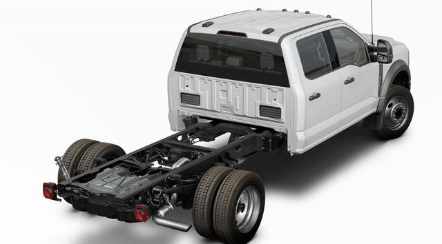 2025 Ford F-550 Super Duty 