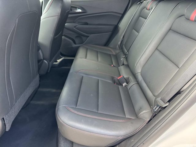 2025 Chevrolet Trax 2RS White at Ross Downing Buick GMC