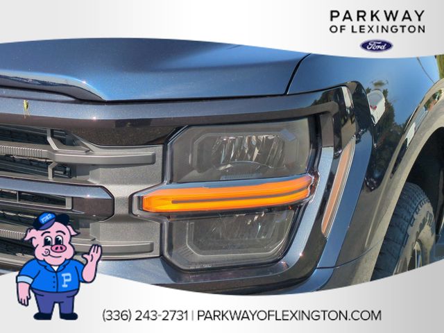 New 2026 Blue Ford XLT image 9