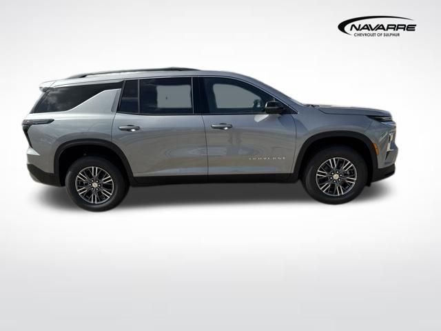 2026 Chevrolet Traverse LT — photo 2