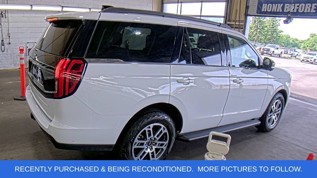 Oxford White 2025 Ford Expedition Active 4WD SUV / Crossover Four-Wheel Drive Automatic