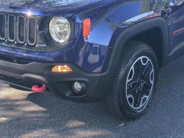 Used 2017 Blue Jeep Trailhawk image 9