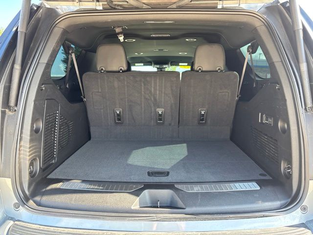 Used 2024 Chevrolet Suburban SUV