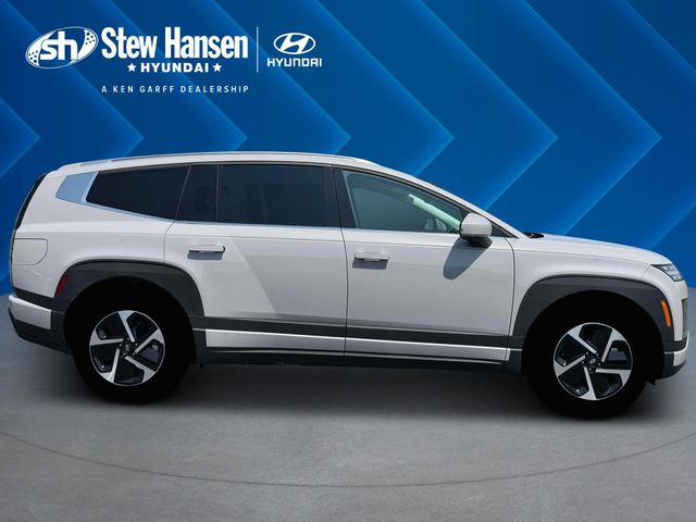 New 2026 Gray Hyundai SE image 9