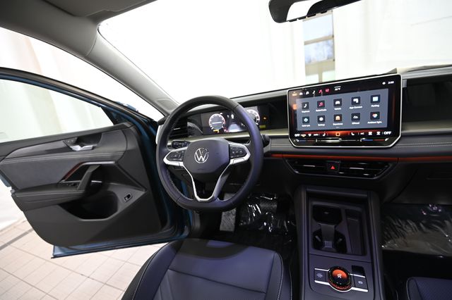 New 2026 Blue Volkswagen 2.0T SE image 29