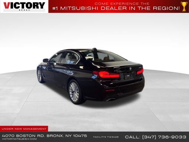 2022 BMW 5-Series 530i xDrive photo