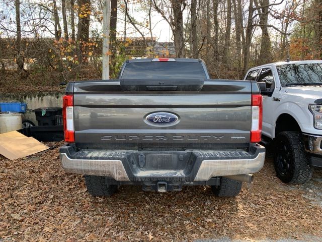 2018 Ford F-250SD XLT 3