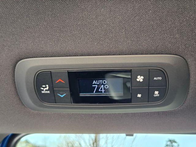 New 2026 Blue Chrysler Select image 14