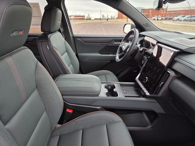 2026 GMC Acadia AT4 AWD