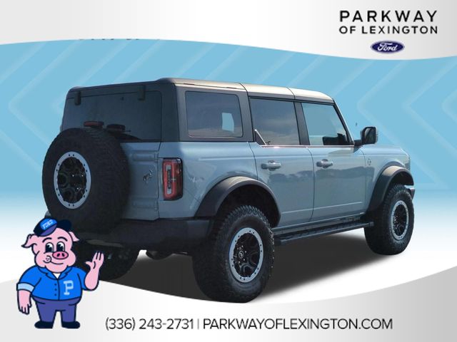 Used 2023 Gray Ford Outer Banks image 5