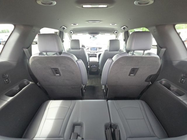 2023 Buick Enclave Essence:C02678