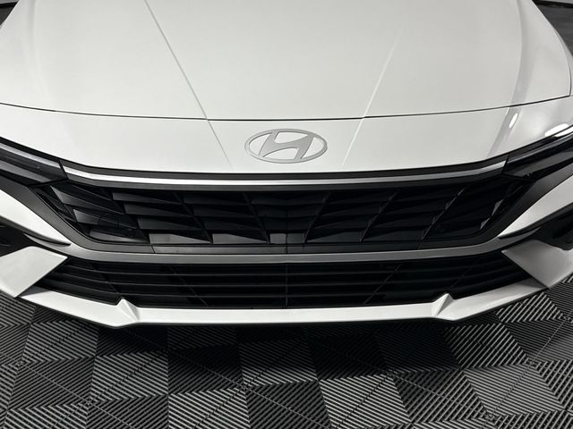 Used 2025 Hyundai Elantra Hybrid For Sale in Indianapolis, IN