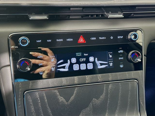 Thumbnail: 2026 Genesis GV80 - 13