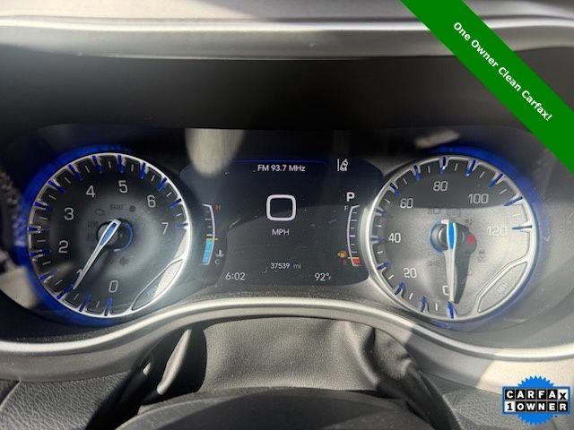 2025 Chrysler Pacifica Select Red at Don McGill Toyota