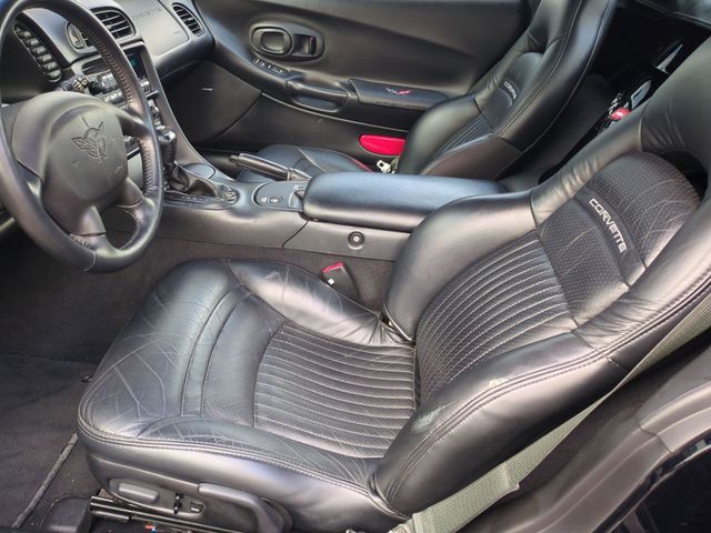Used 2004 Chevrolet Corvette Base 2D Convertible