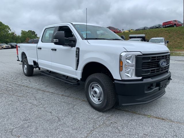 2024 Ford F-350SD XL 8