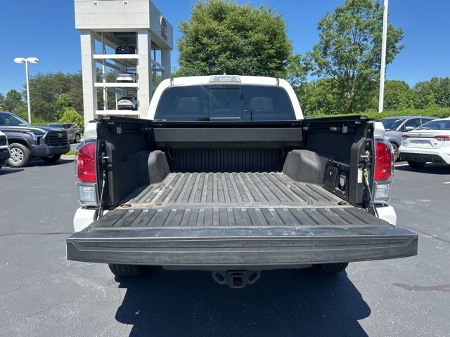2021 Toyota Tacoma TRD Sport - Photo 10