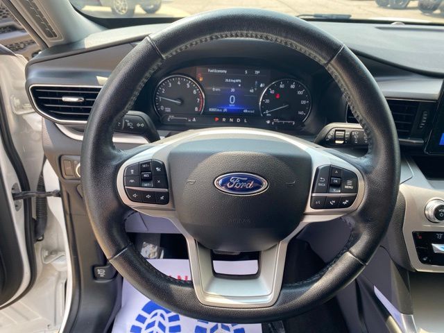 2021 Ford Explorer XLT - White Metallic exterior view 13