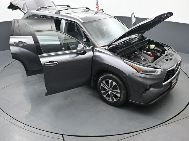 2021 Toyota Highlander XLE 58