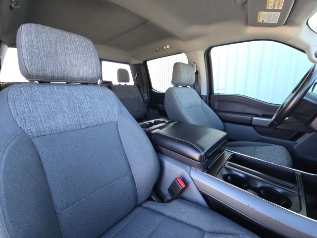 2022 Ford F-150 XLT:B02004