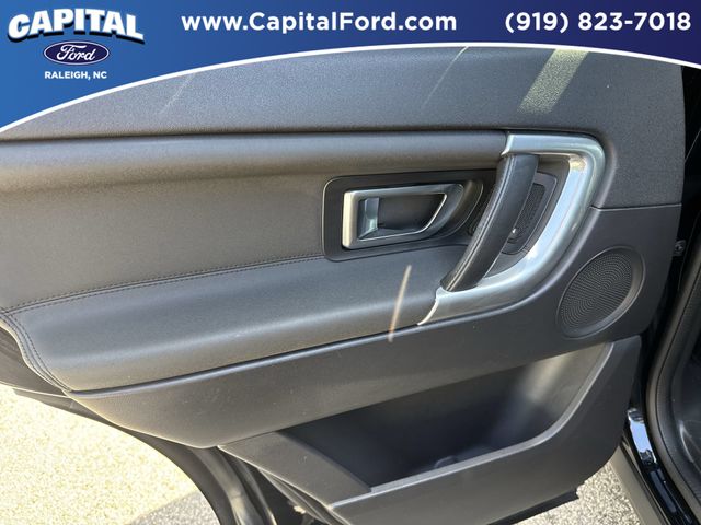 Used 2019  Land Rover HSE image 17