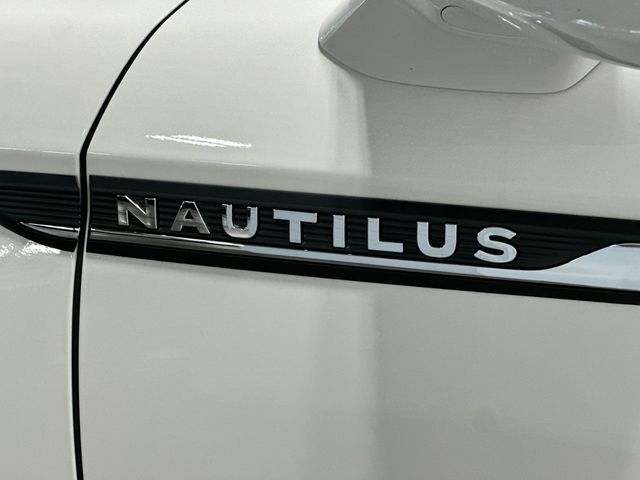 2023 Lincoln Nautilus Reserve White at Phil Fitts Ford