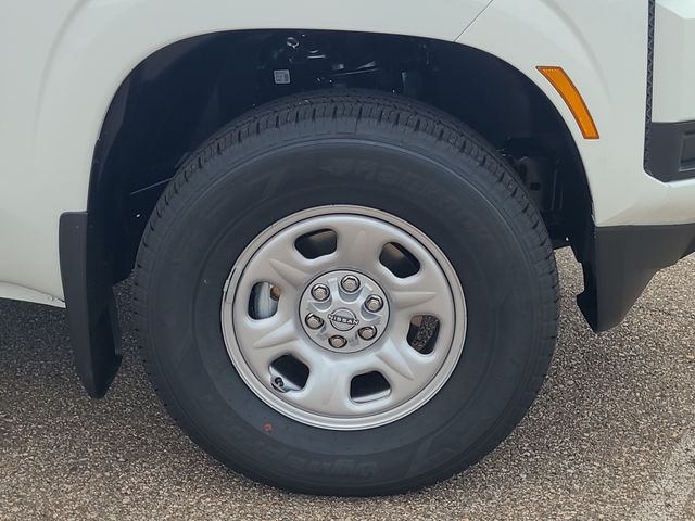 New 2026 Nissan Frontier Truck